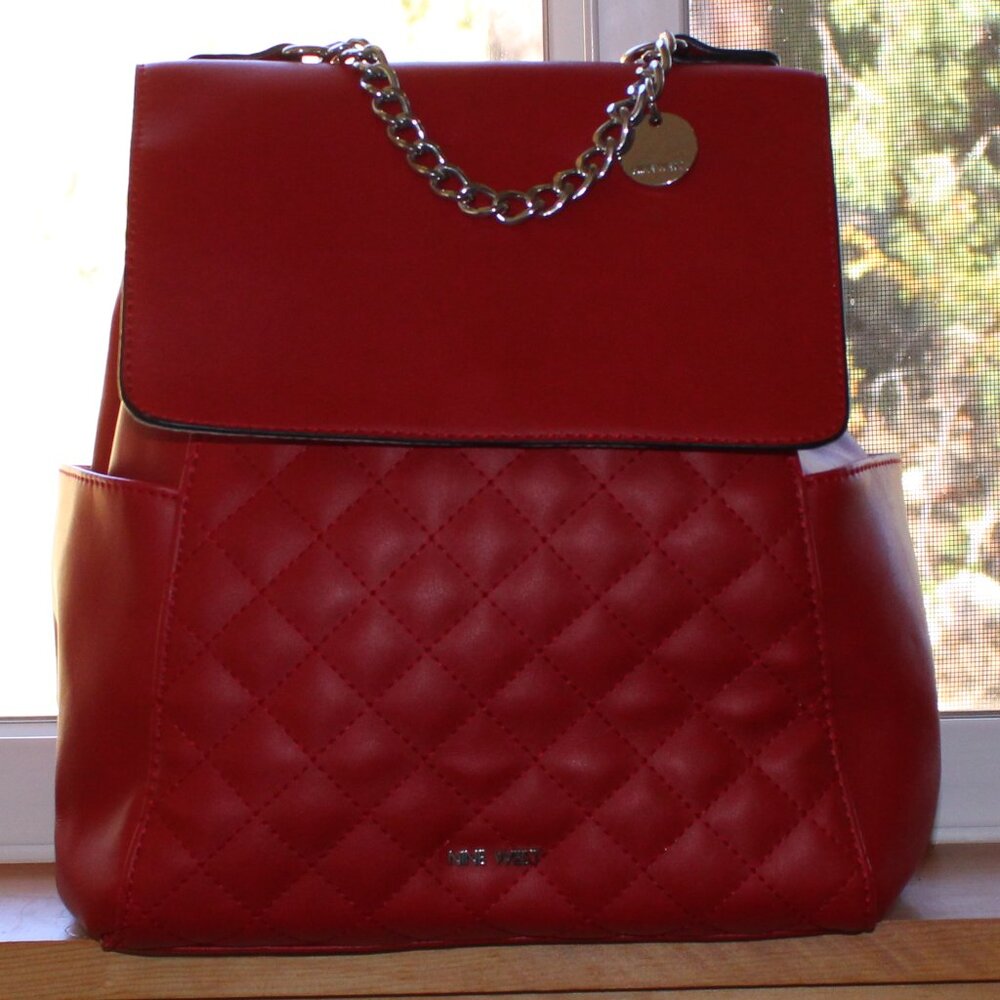 🎉2HP🎉Quilted Nine West Bag Backpack with Silver Accents